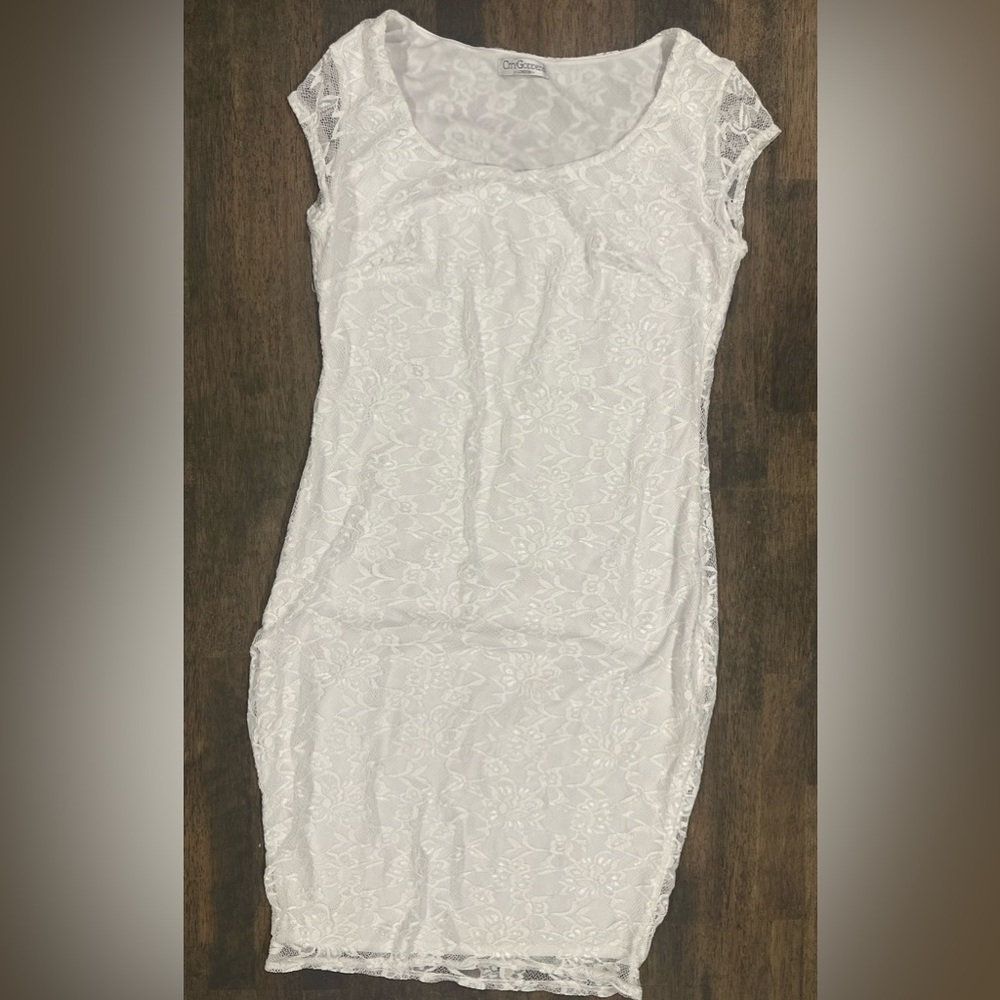 City Goddess London Lace Midi Dress White